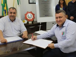 Carlos Alberto Bacher assume temporariamente o Executivo Municipal